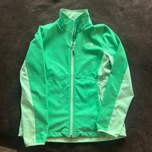 North face light weight jacket six M in womens